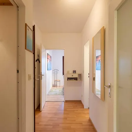 Haus Cux, App 3 아파트 더넨